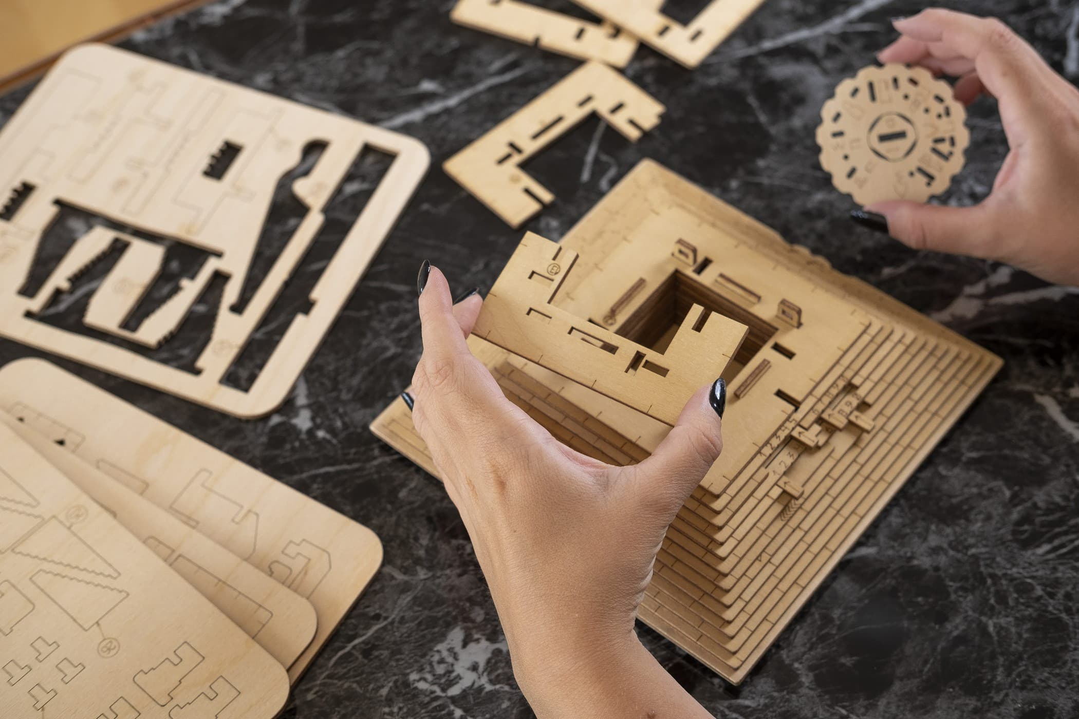 Billeder og fotos af 3D Puzzle Game Quest Pyramid. ESC WELT.